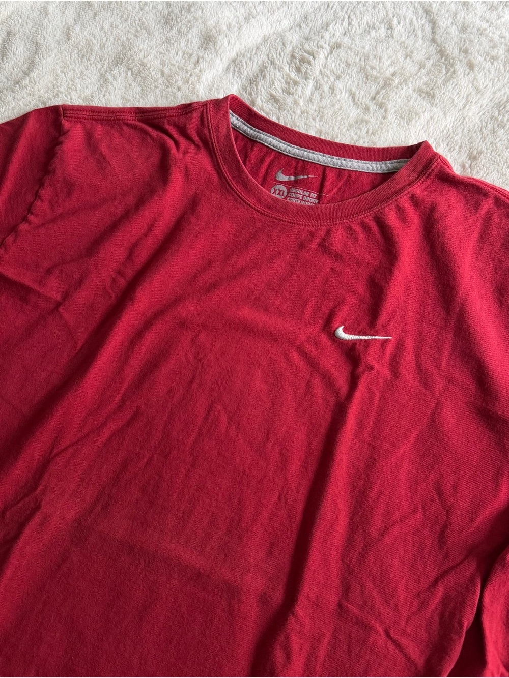 Retro Embroidered Nike Swoosh Logo Red T-Shirt Men's 2XL Y2K Skater